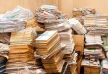 В місті Лева збирають макулатуру для благодійних потреб і задля екології