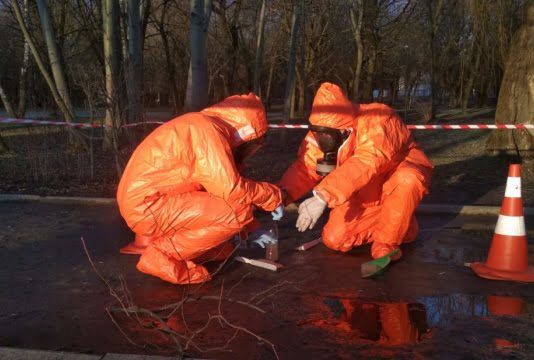 Почти 1 кг ртути собрали на остановке общественного транспорта во Львове: подробности