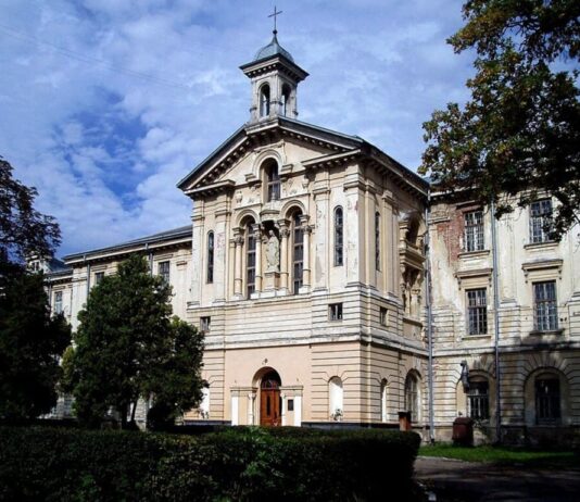 Відтепер парк біля психлікарні у Львові – офіційно визнана пам’ятка садово-паркового мистецтва