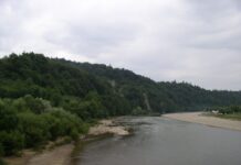 Річки та водоспади біля Львова. Підбірка місць, де можна відпочити